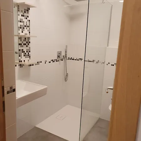 Apartmaji Pregelj Lejlighed Koper