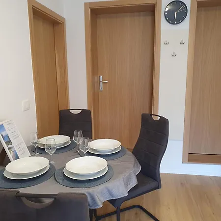 Apartmaji Pregelj * Koper